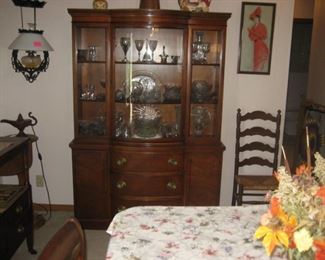 DINING HUTCH, KITCHEN LAMP, LADY PICTURE, DINING SET