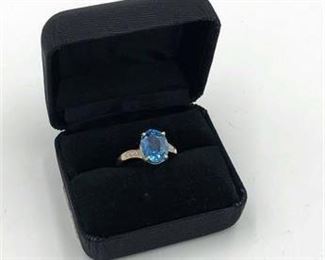 14K Aquamarine Ring 