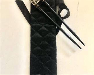 $25 Mei Fa Hair ornament in case 