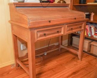 Thomasville roll-top desk