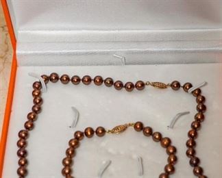 Mandarin cultured pearls with 10k clasps