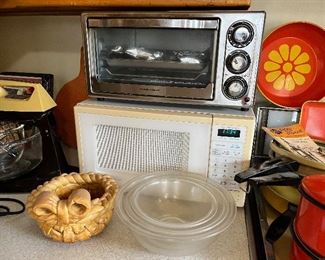 Microwave and toaster oven