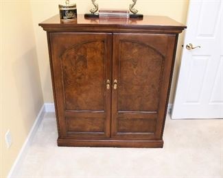 Hekman Entertainment Center