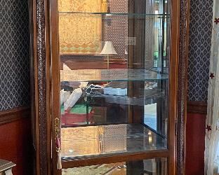 https://agesagoestatesales.square.site/product/lb5002-hurwitz-mintz-arched-display-cabinet-estate-sale-pickup/7?cp=true&sa=true&sbp=false&q=false	LB5002 Hurwitz Mintz Arched Display Cabinet - Estate Sale Pickup		BIN	450
