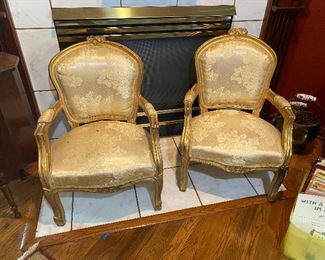 https://agesagoestatesales.square.site/product/lb5025-pair-of-country-french-provincial-louis-xv-style-arm-chairs-child-size-estate-sale-pickup/29?cp=true&sa=true&sbp=false&q=false	LB5025 Pair of Country French Provincial Louis XV Style Arm Chairs Child Size  - Estate Sale Pickup		BIN	1250
