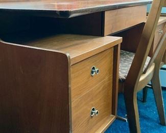 Mainline by Hooker Mid Century Walnut Double Pedestal Floating Top Desk
