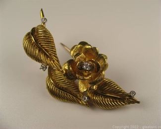 Stunning 18kt Diamond Rose Brooch