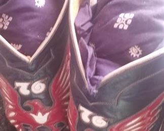 More funky cowboy boots