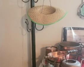 Horseshoe hat rack