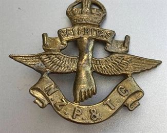 WWI New Zealand Post and Telegraph Corps Hat/Cap Badge Celeritas