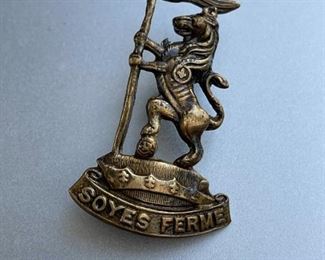 WWII New Zealand Infantry Rifle Brigade Hat Badge Bronze Tone