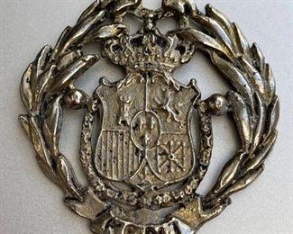 Vintage Crown Royal Crest Coat of Arms Metal Gold Tone Kent Surname 2 Inches