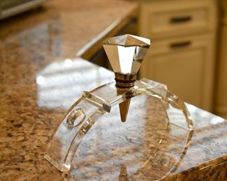 bottle stopper and holder