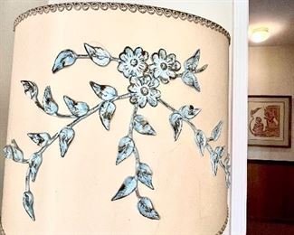 Original Lamp shade with garlands 