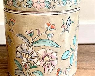 Porcelain Jar 