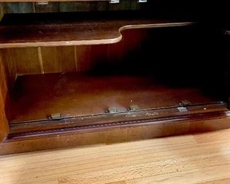 Interior of bar storage section of Henredon server