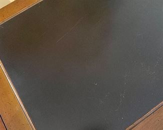 Top inlay of Henredon