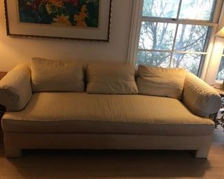 Henredon Vintage Sofa 