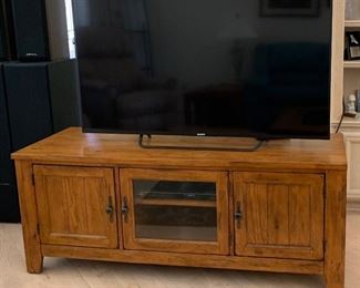 Broyhill Media Center, Smart TV