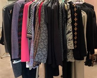 Women's Clothing Sizes 0, 2, 4, 6, XS, S Petite:
Anne Klein and Loft, Democracy, BCBG,
J. Crew, Larry Levine, Garfield & Marks, Lauren