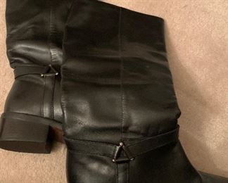 Women's Shoes Size 6
Bandolino, Aigner, Sperry, Donald J. Pliner,
Michale Kors, Salvatore Ferragamo, Franco Sarto,
Brighton, Cole Haan, Paul Gren, Stuart Weitzman