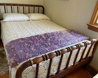 Jenny Lind bed