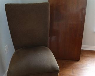 Side Chair - 2 Leaves to Dining Table