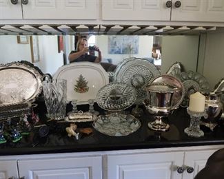 Serving Decor - Platters - Champagne Bottle Holder