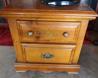 2 Drawer Nightstand