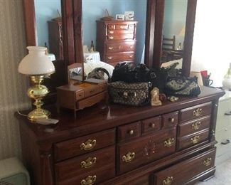 sizeable dresser