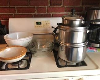 But sometimes, rarely, I can get her to come out, usually on a Sunday, and do a Bloody Mary crawl through my neighborhood, which has tons of fun bars and restaurants