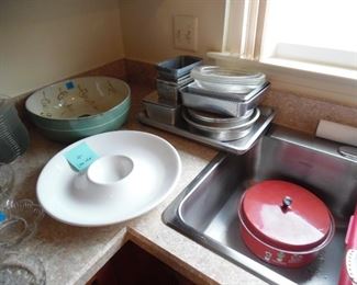 Vintage and classic bakeware