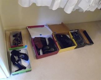 Womens boots and shoes