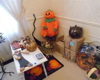 Beautiful Halloween and Fall Decor