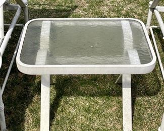 Item 140:  Side Table - 24.5"l x 16.5"w x 18"h:  $16