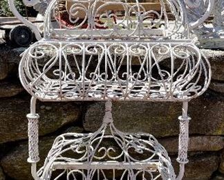 Item 178:  Wire Basket Planter:  $85