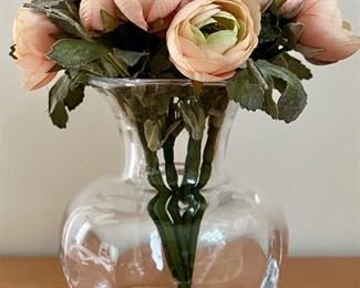 Item 277:  Simon Pearce Bud Vase - 6.25": $45