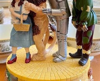 Item 378:  Wizard of Oz San Francisco Music Box Co. Plays "We're Off to See the Wizard: $85