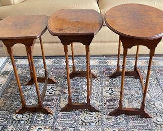 3pc Antique Burl Wood Nesting Tables Oval	24 x 22 x 15	HxWxD
