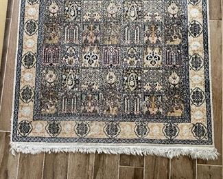 Vintage 6x4ft Rug	75 x 49	
