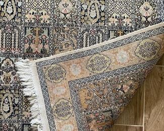 Vintage 6x4ft Rug	75 x 49	
