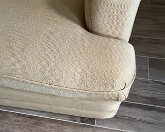 La-Z-Boy Sleeper Sofa	34x78x37in Mattress: 52x72in	
