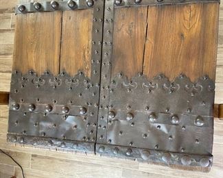 Antique Chinese Rustic Door Dining Table Iron & Wood	30.5 x 51 x 94H	HxWxD
