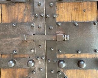 Antique Chinese Rustic Door Dining Table Iron & Wood	30.5 x 51 x 94H	HxWxD
