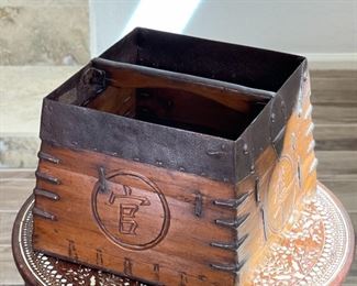 Primitive Chinese  Iron & Wood Grain Basket Bucket	9 x 12 x 12in	HxWxD
