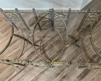 Iron & Glass Lion Coffee Table	22 x 43.5 x 64	HxWxD
