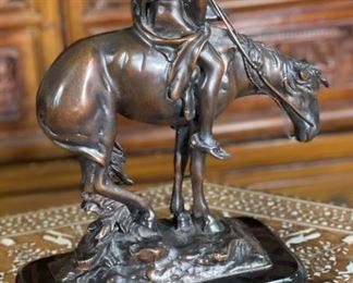 James Earle Fraser End of The Trail Bronze Statue Sculpture	14 x 6 x 12in	HxWxD
