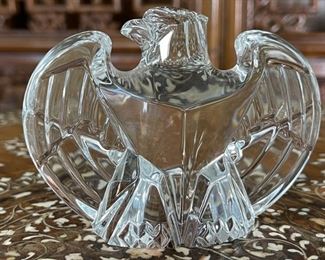 Small Unmarked Crystal Eagle	3 x 4.5 x 2in	HxWxD
