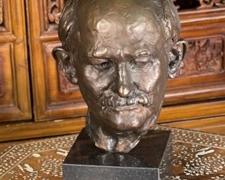 Heavy Bronze Bust Sculpture Morris Singer Art Foundry	14 x 6 x 8in	HxWxD
