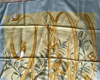 Salvatore Ferragamo Silk Scarf Birds	34x34in	
